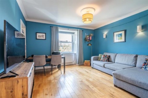 Click the photo for more details of Flat 4, Victoria Crescent Road, 2nd Floor, Dowanhill, Glasgow