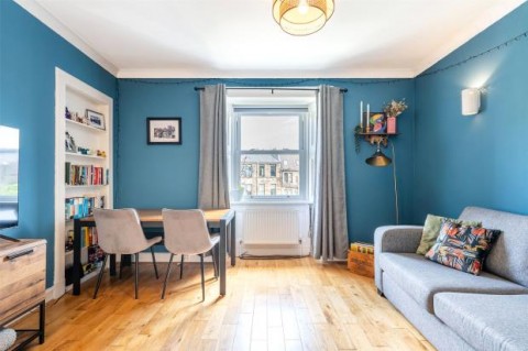 Click the photo for more details of Flat 4, Victoria Crescent Road, 2nd Floor, Dowanhill, Glasgow