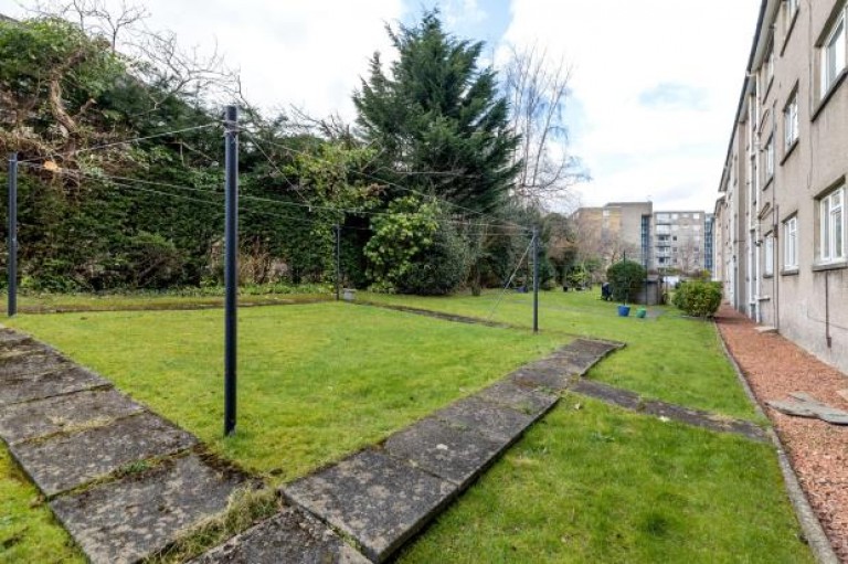 Images for Flat 35, Chesterfield Court, Dorchester Place, Kelvindale, Glasgow