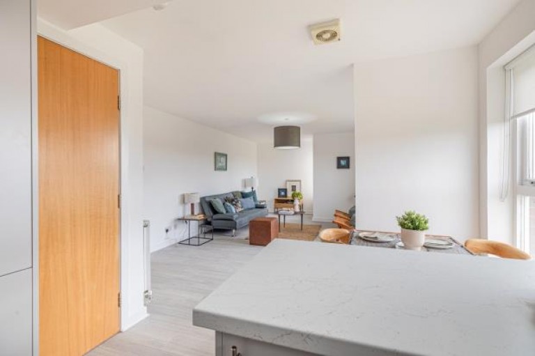 Images for 1/2, Strathblane Gardens, Anniesland, Glasgow