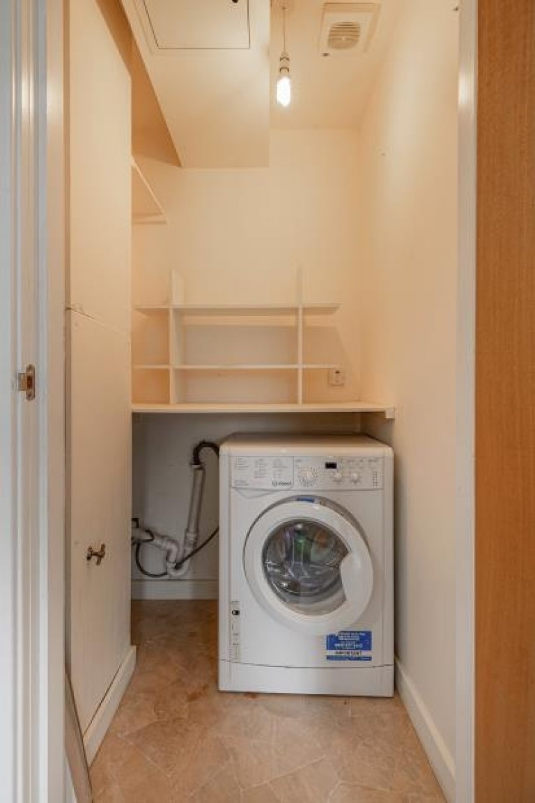 Images for 1/2, Strathblane Gardens, Anniesland, Glasgow