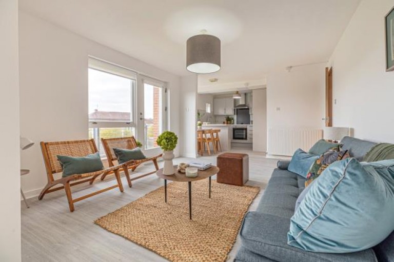 Images for 1/2, Strathblane Gardens, Anniesland, Glasgow