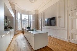 Images for 1/1, Park Circus Place, Park, Glasgow