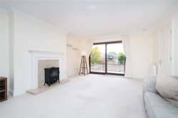Images for 0/1, Cleveden Drive, Kelvinside, Glasgow