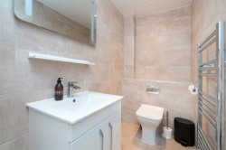Images for 0/1, Cleveden Drive, Kelvinside, Glasgow
