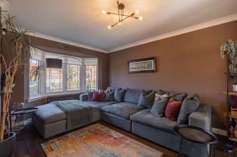 Click the photo for more details of Duthie Park Gardens, Anniesland, Glasgow