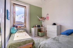 Images for Flat 2/2, Fairlie Park Drive, Partick, Glasgow