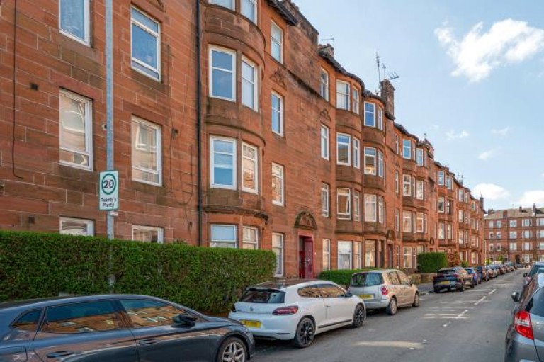 Images for Flat 2/2, Fairlie Park Drive, Partick, Glasgow
