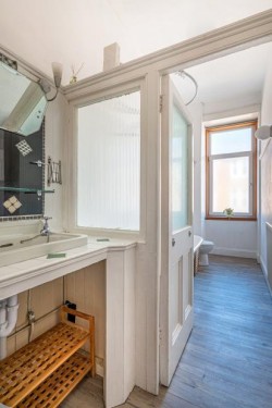 Images for Flat 2/2, Fairlie Park Drive, Partick, Glasgow