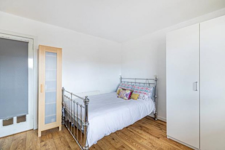 Images for Flat 1/1, Crow Road, Jordanhill, Glasgow
