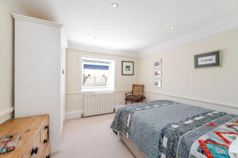 Images for Upper Conversion, Athole Gardens, Dowanhill, Glasgow