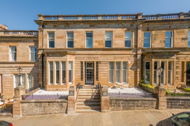 Click the photo for more details of Flat 2/1, Cleveden Crescent, Cleveden, Glasgow