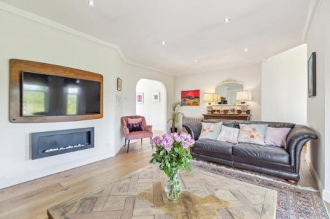 Click the photo for more details of Hughenden Lane, Hyndland, Glasgow