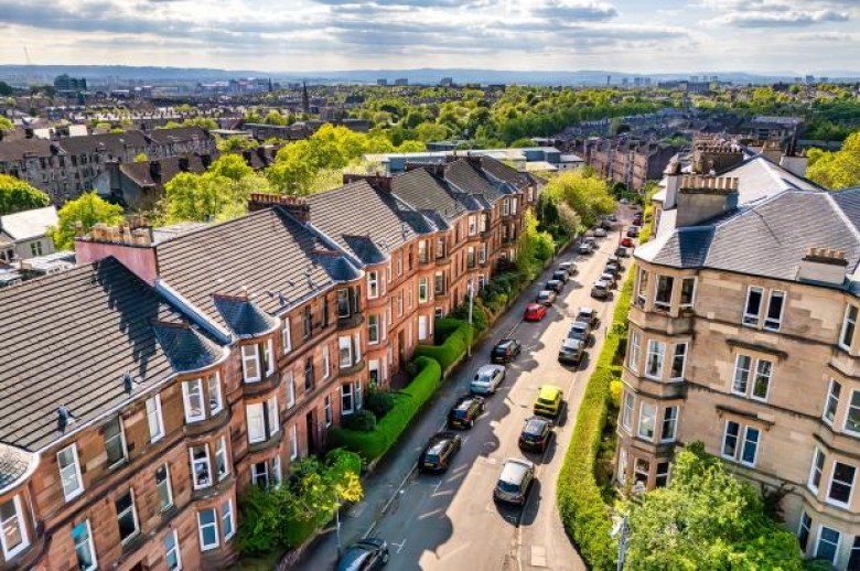 Click the photo for more details of Flat 1/2, Fergus Drive, North Kelvinside, Glasgow