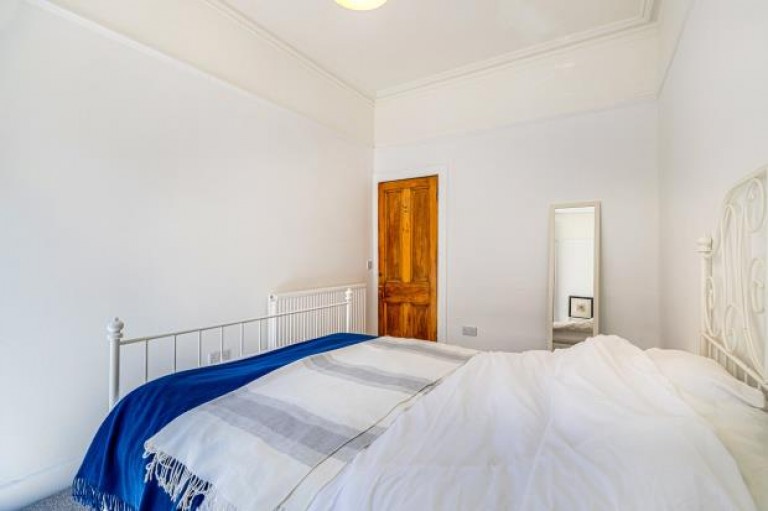 Images for 0/1, Caird Drive, Partick, Glasgow