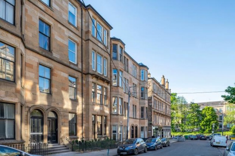 Click the photo for more details of 3/1, Kersland Street, Hillhead, Glasgow