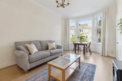 Click the photo for more details of 1/2, Airlie Street, Hyndland, Glasgow
