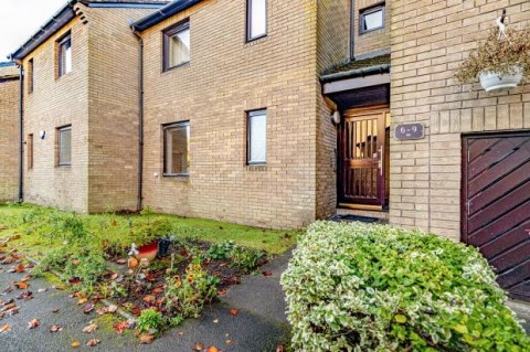 Click the photo for more details of Windlaw Park Gardens, Glasgow, East Renfrewshire