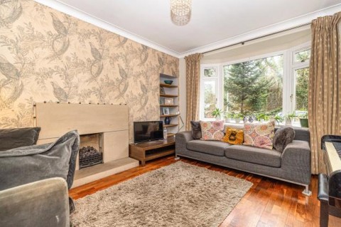 Click the photo for more details of Gordon Drive, Glasgow, East Renfrewshire
