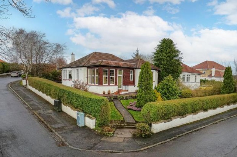 Click the photo for more details of Kirkview Crescent, Newton Mearns, Glasgow, East Renfrewshire