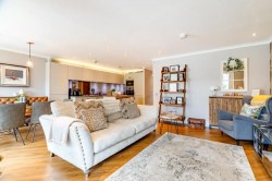 Images for Falcon Drive, Newton Mearns, Glasgow
