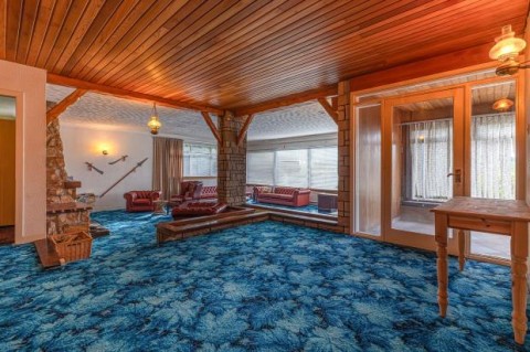 Click the photo for more details of Leaburn House, Millwell Road, East Kilbride, South Lanarkshire