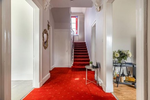 Click the photo for more details of South Deanpark Avenue, Bothwell, Glasgow, South Lanarkshire