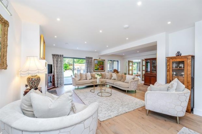 Images for Park Drive, Thorntonhall, Glasgow, Lanarkshire