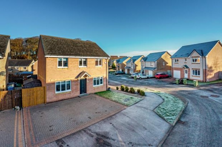 Click the photo for more details of Daisy Place, Newton Mearns, Glasgow, East Renfrewshire