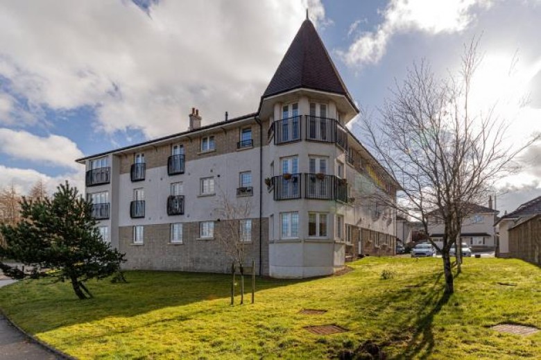 Click the photo for more details of Flat G/2, Abbotsford Gardens, Newton Mearns, Glasgow, East Renfrewshire