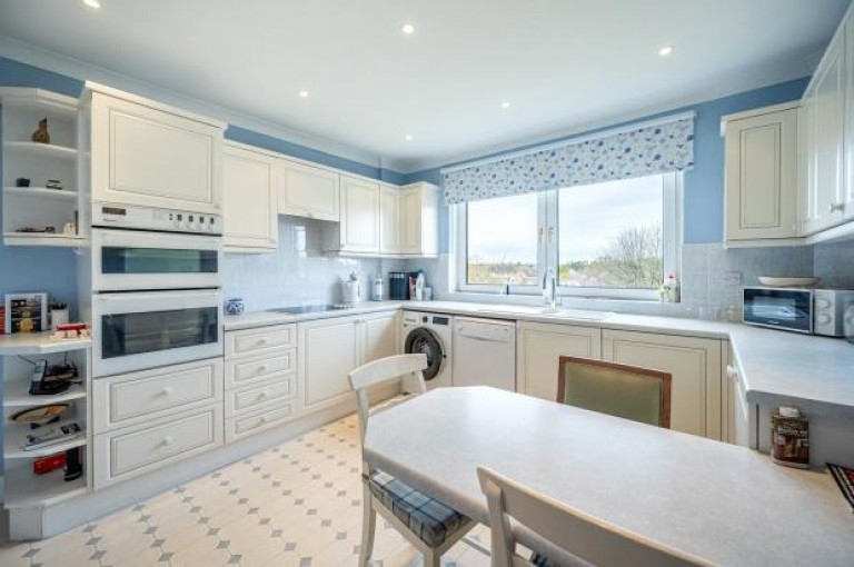Images for 2/1, Douglas Court, Douglas Drive, Newton Mearns, Glasgow, East Renfrewshire