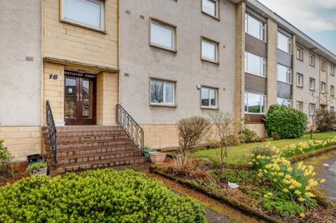 Click the photo for more details of 16B Castleton Court, Castleton Drive, Newton Mearns, Glasgow