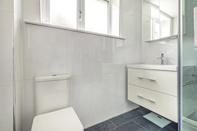 Images for 16B Castleton Court, Castleton Drive, Newton Mearns, Glasgow