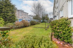 Images for 16B Castleton Court, Castleton Drive, Newton Mearns, Glasgow