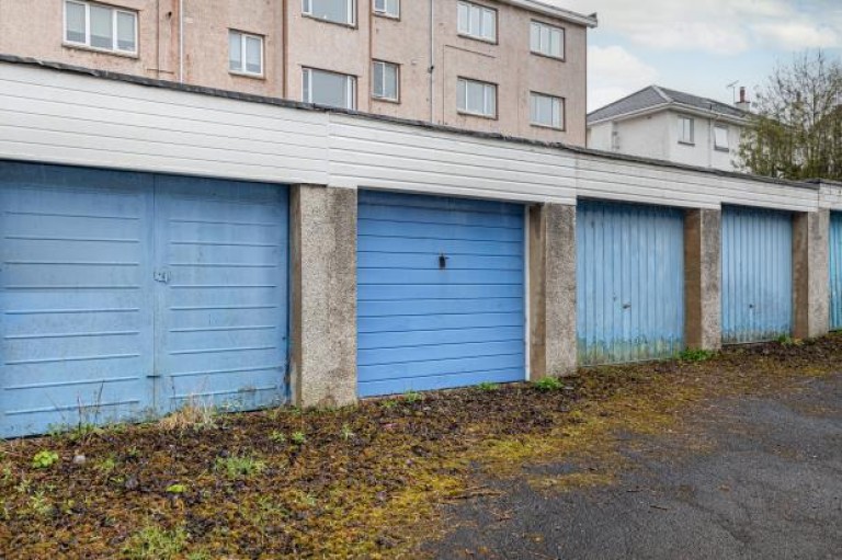 Images for 16B Castleton Court, Castleton Drive, Newton Mearns, Glasgow