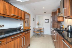 Images for 1/1 Dunrobin Gate, Ayr Road, Newton Mearns, Glasgow, East Renfrewshire