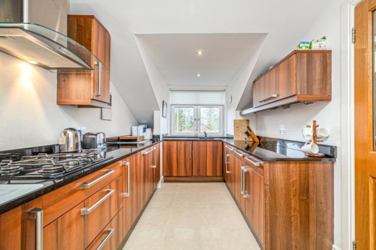 Images for 1/1 Dunrobin Gate, Ayr Road, Newton Mearns, Glasgow, East Renfrewshire