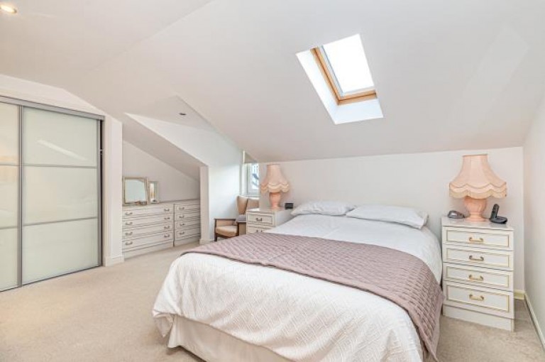 Images for 1/1 Dunrobin Gate, Ayr Road, Newton Mearns, Glasgow, East Renfrewshire