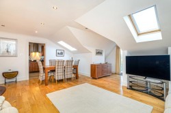 Images for 1/1 Dunrobin Gate, Ayr Road, Newton Mearns, Glasgow, East Renfrewshire