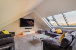 Images for Tragerhaus, Ayr Road, Giffnock, Glasgow