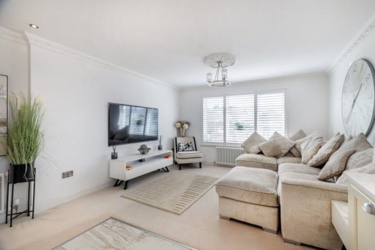 Images for 2H, Glasgow Road, Eaglesham, Glasgow, East Renfrewshire