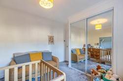 Images for 0/2, Camphill Avenue, Langside