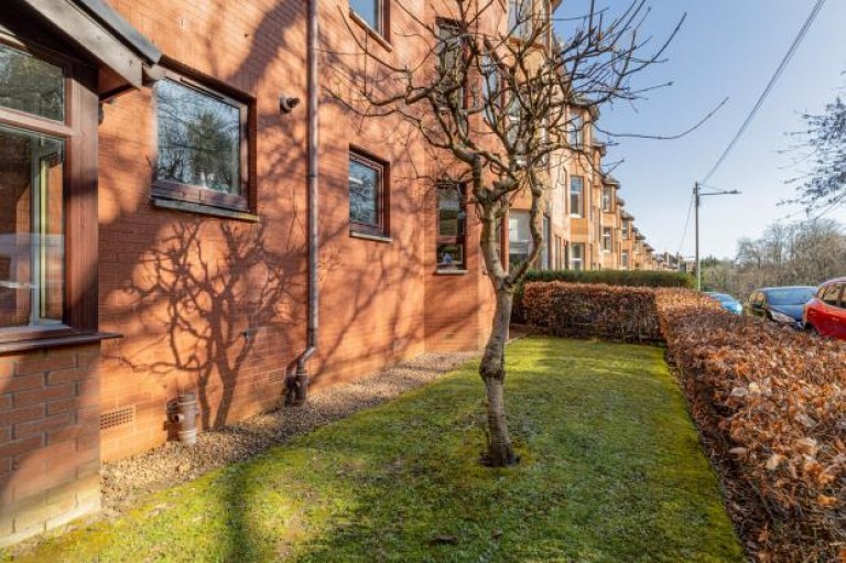 Images for 0/2, Camphill Avenue, Langside