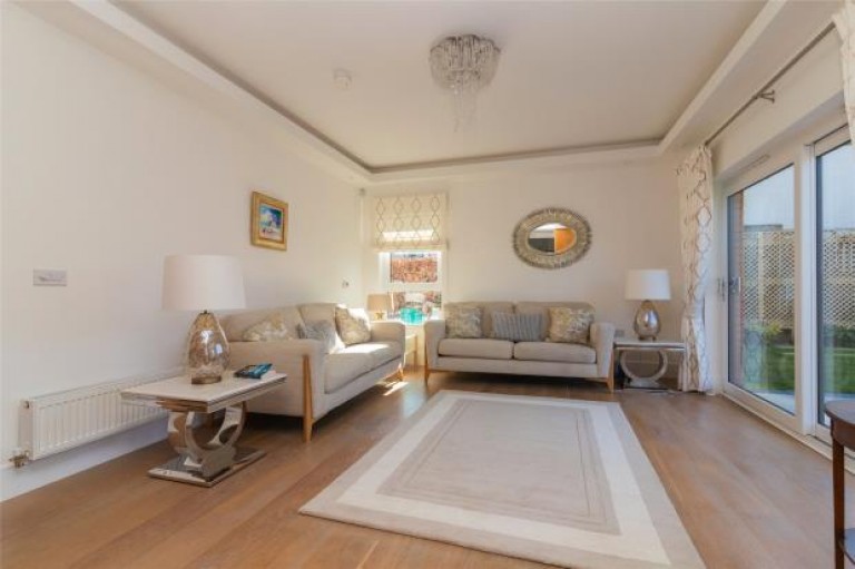 Images for Aldton Avenue, Newton Mearns, Glasgow
