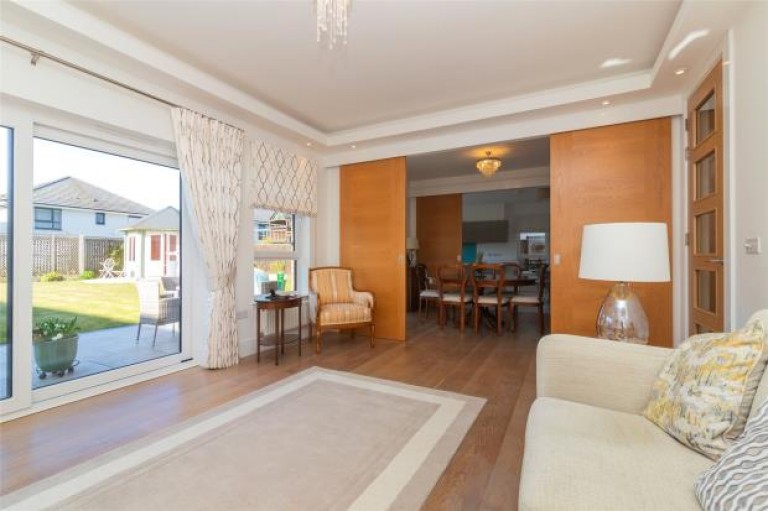 Images for Aldton Avenue, Newton Mearns, Glasgow