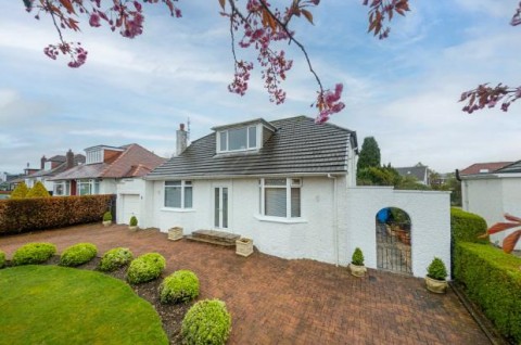 Click the photo for more details of Hazelwood Avenue, Newton Mearns, Glasgow, East Renfrewshire