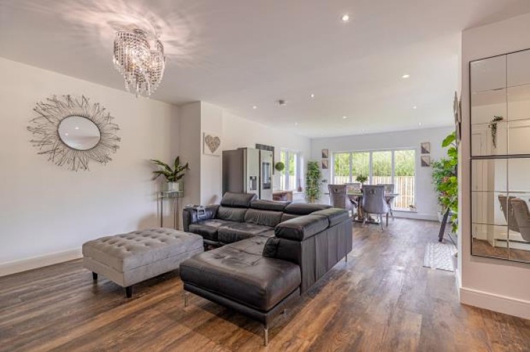 Images for Kyle Wynd, Newton Mearns, Glasgow