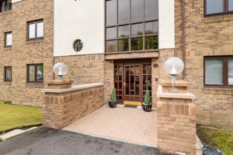 Click the photo for more details of Ravenscourt, Thorntonhall, Glasgow, South Lanarkshire