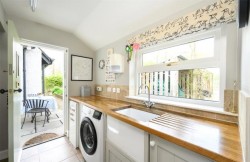 Images for Wyndales Cottage, Wyndales Cottage, Symington, Biggar, Lanarkshire