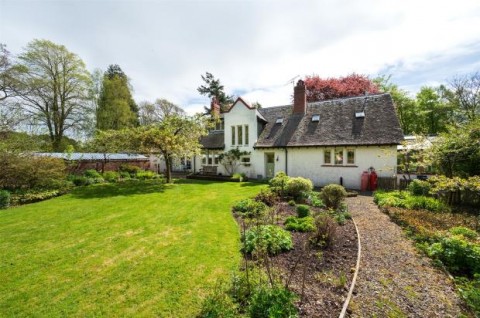 Click the photo for more details of Wyndales Cottage, Wyndales Cottage, Symington, Biggar, Lanarkshire